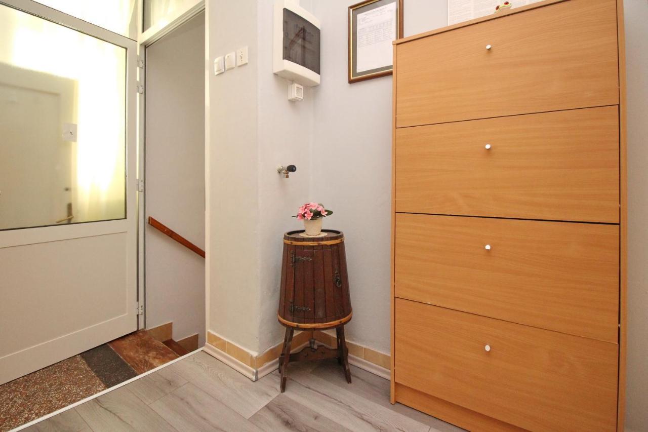 Apartment Kalcic Baška Exterior foto